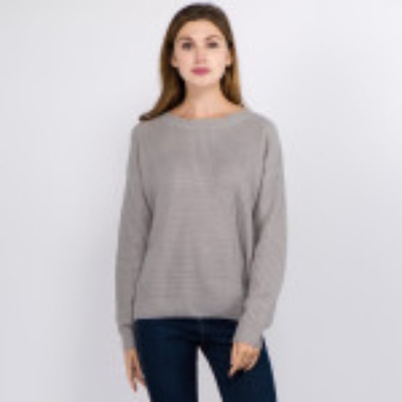 Black knitted sweater with criss cross v neck back - Picture 4 of 4